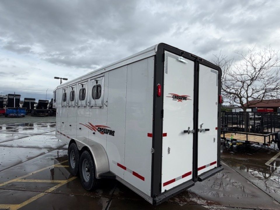 New 2026 Logan Coach CROSSFIRE4GN CROSSFIRE 4 HORSE GN Horse Trailer
