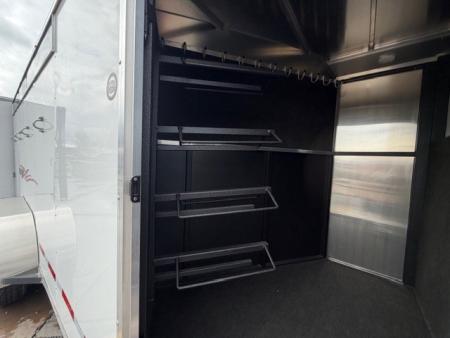 New 2026 Logan Coach CROSSFIRE4GN CROSSFIRE 4 HORSE GN Horse Trailer