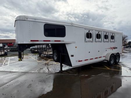 New 2026 Logan Coach CROSSFIRE4GN CROSSFIRE 4 HORSE GN Horse Trailer