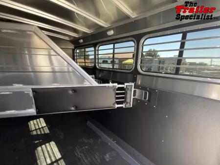 New 2026 Logan Coach BULLSEYE3HBPXL BULLSEYE 3 HORSE BP XL Horse Trailer
