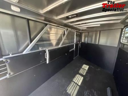 New 2026 Logan Coach BULLSEYE3HBPXL BULLSEYE 3 HORSE BP XL Horse Trailer