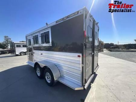 New 2026 Logan Coach BULLSEYE3HBPXL BULLSEYE 3 HORSE BP XL Horse Trailer