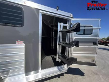 New 2026 Logan Coach BULLSEYE3HBPXL BULLSEYE 3 HORSE BP XL Horse Trailer