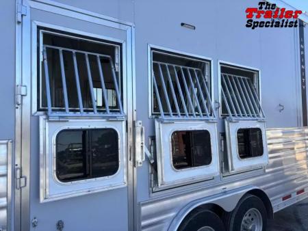 New 2026 Lakota IN8315FKP INFINITY 15FT LQ GN 3H SLANT Horse Trailer