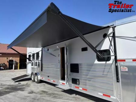 New 2026 Lakota IN8315FKP INFINITY 15FT LQ GN 3H SLANT Horse Trailer