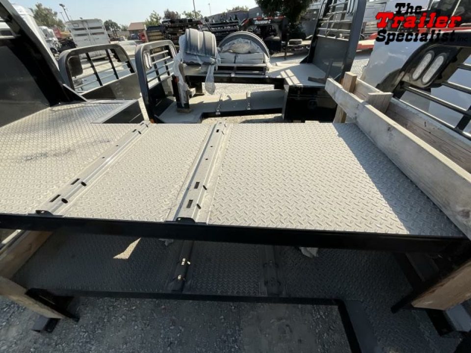 New 2000 CM Truck Beds HS8 6/84/58/42 2FTB Truck Bed