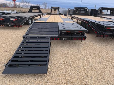 New 2026 Norstar 102 x 30 (25+5) FXG Gooseneck Deckover with 22,000 lb. GVWR, 5' Self Cleaning Dove Tail with Rampage Ramps, 2 - 10K Spring Axles with 2 Electric Brakes