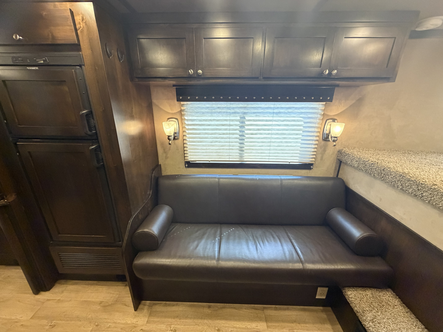 Used 2017 Cimarron Stock Combo Living Quarters Gooseneck Trailer
