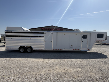 Used 2017 Cimarron Stock Combo Living Quarters Gooseneck Trailer