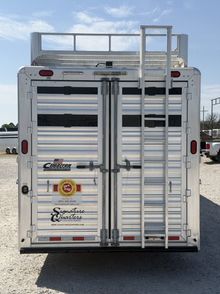 Used 2017 Cimarron Stock Combo Living Quarters Gooseneck Trailer