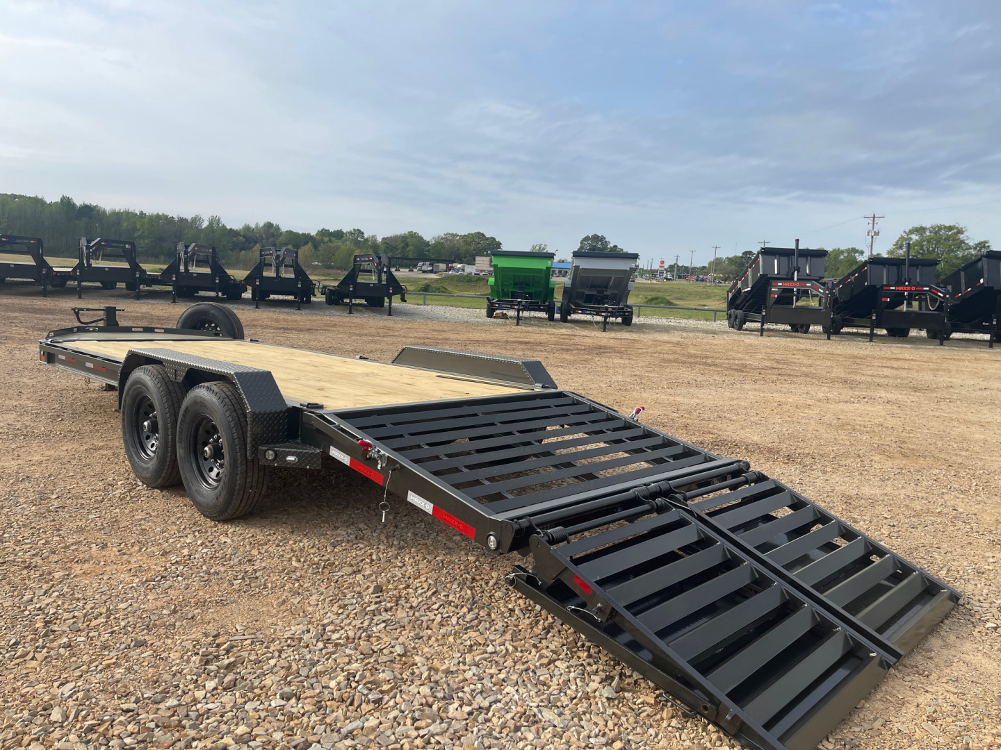 New 2026 MAXX-D EHX8320 Equipment Trailer