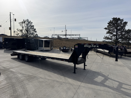 Used 2015 Big TEX 30ft Gooseneck with 25,900 GVWR and 2-10,000lb axles 23,900 GVWR