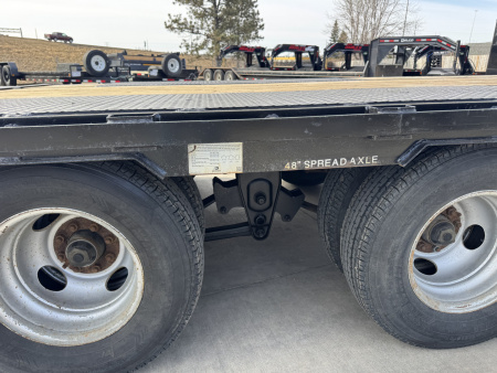 Used 2015 Big TEX 30ft Gooseneck with 25,900 GVWR and 2-10,000lb axles 23,900 GVWR