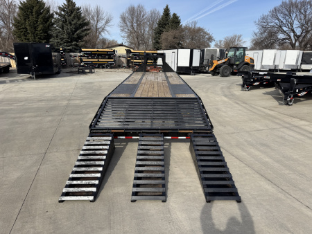 Used 2015 Big TEX 30ft Gooseneck with 25,900 GVWR and 2-10,000lb axles 23,900 GVWR