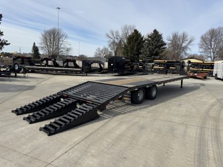 Used 2015 Big TEX 30ft Gooseneck with 25,900 GVWR and 2-10,000lb axles 23,900 GVWR