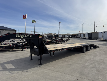 Used 2015 Big TEX 30ft Gooseneck with 25,900 GVWR and 2-10,000lb axles 23,900 GVWR