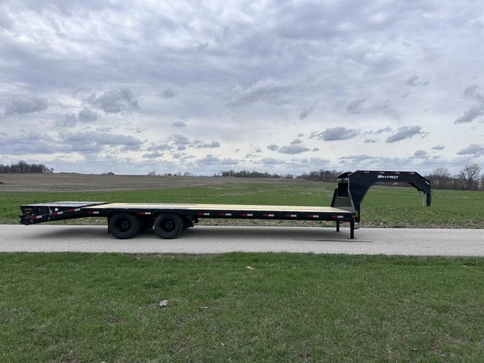 New 2026 Hillcrest 102"x30' (25'+5') 22.9K