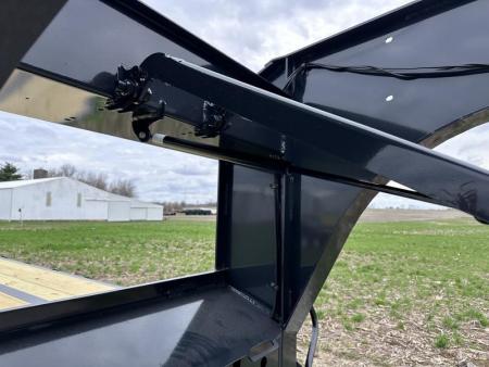 New 2026 Hillcrest 102"x30'(25'+5') 25.9K