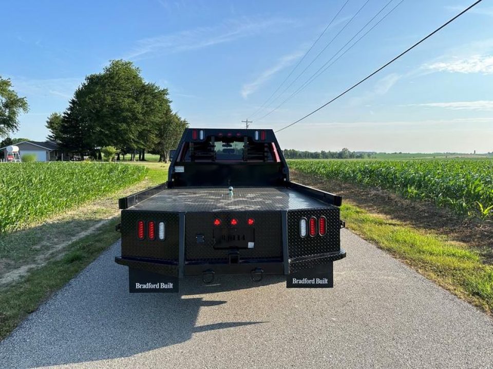 New 2025 Bradford Built 96"x103" Regulator Ram
