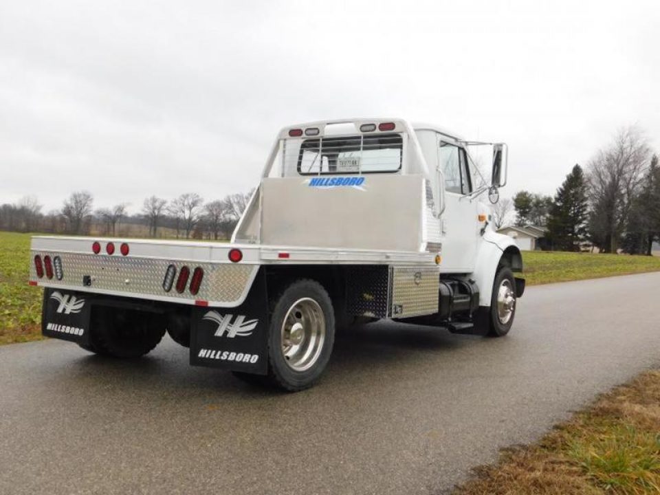 New 2025 Hillsboro 8'x9'4" Dually Cab and Chassis 2000 Series
