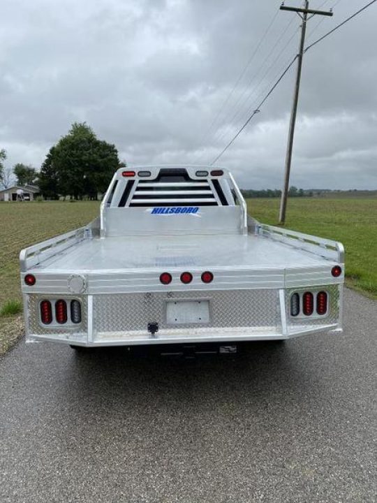 New 2024 Hillsboro 81"x102" Ford/GM Single Wheel Long Bed Box Delete 4000 Series