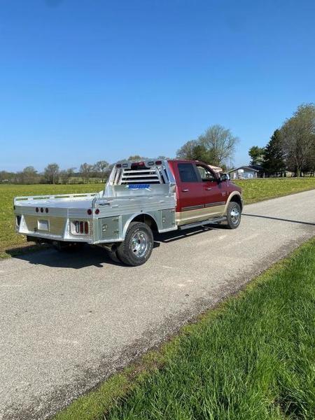 New 2024 Hillsboro 81"x102" Ford/GM Single Wheel Long Bed Box Delete 4000 Series