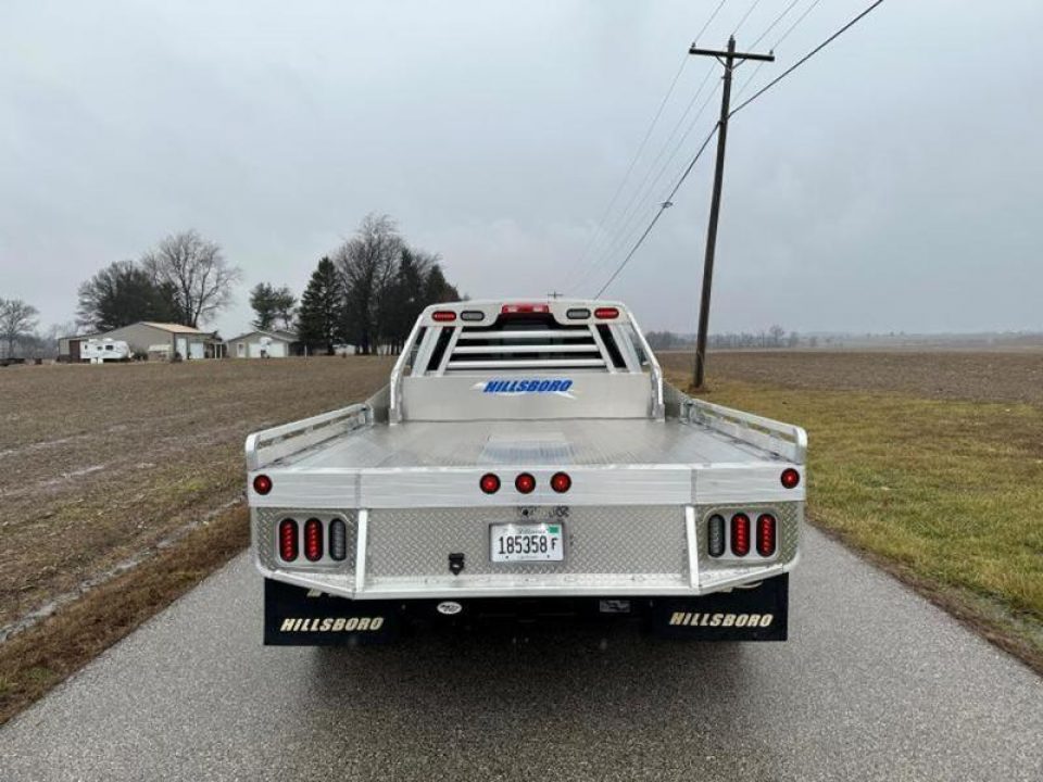 New 2023 Hillsboro 96"x102" Dually Box Removal 3000 Series