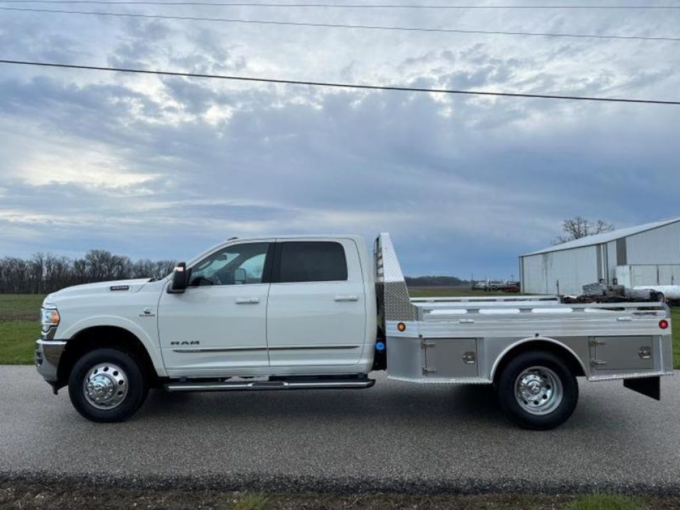 New 2023 Hillsboro 96"x102" GM/Ford Dually Box Removal 4000 Series