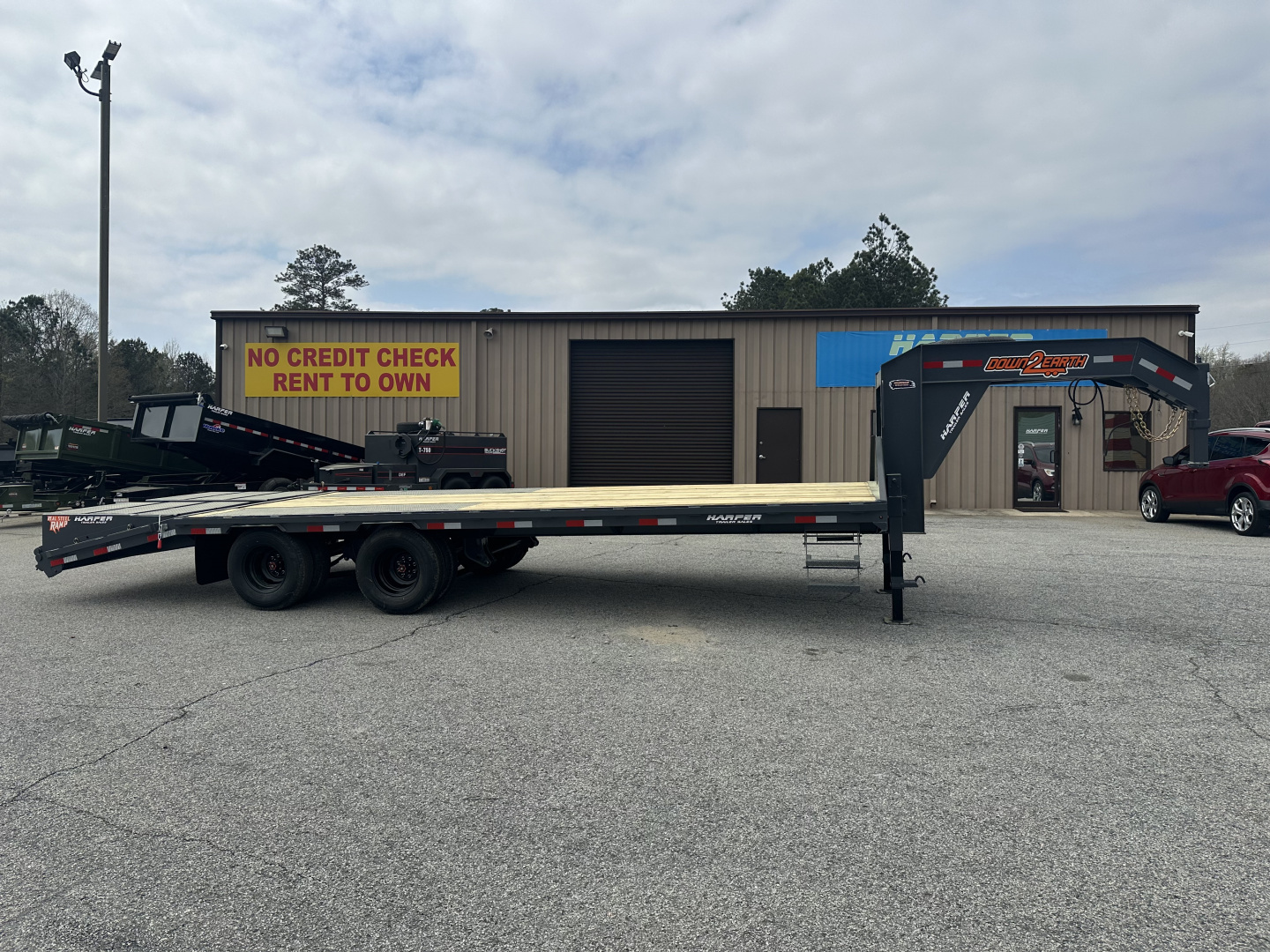 New 2026 DOWN 2 EARTH GOOSENECK 25' 22K DUAL TANDEM EQUIPMENT HAULER