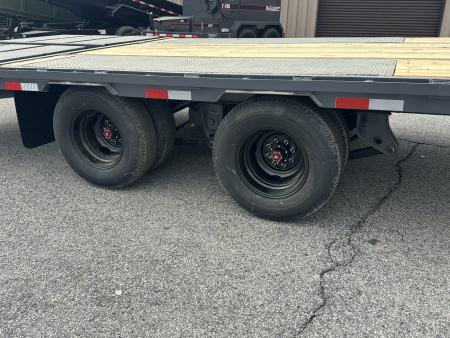 New 2026 DOWN 2 EARTH GOOSENECK 25' 22K DUAL TANDEM EQUIPMENT HAULER