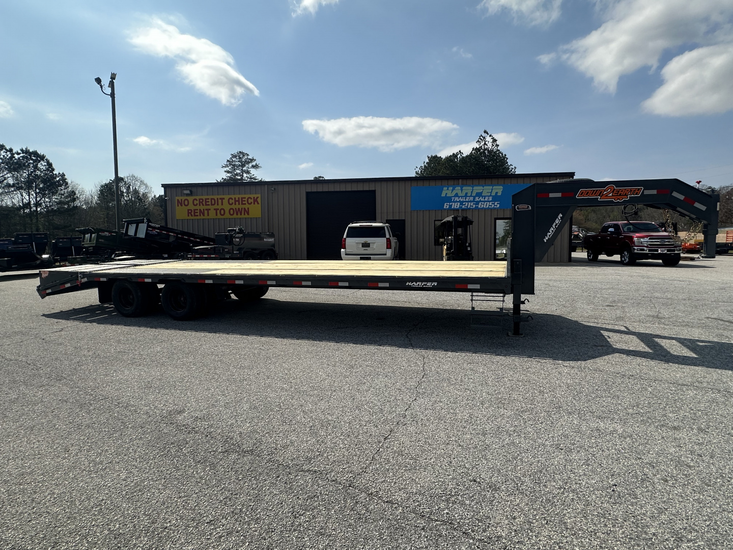 New 2026 DOWN 2 EARTH GOOSENECK 30' 22K DUAL TANDEM EQUIPMENT HAULER