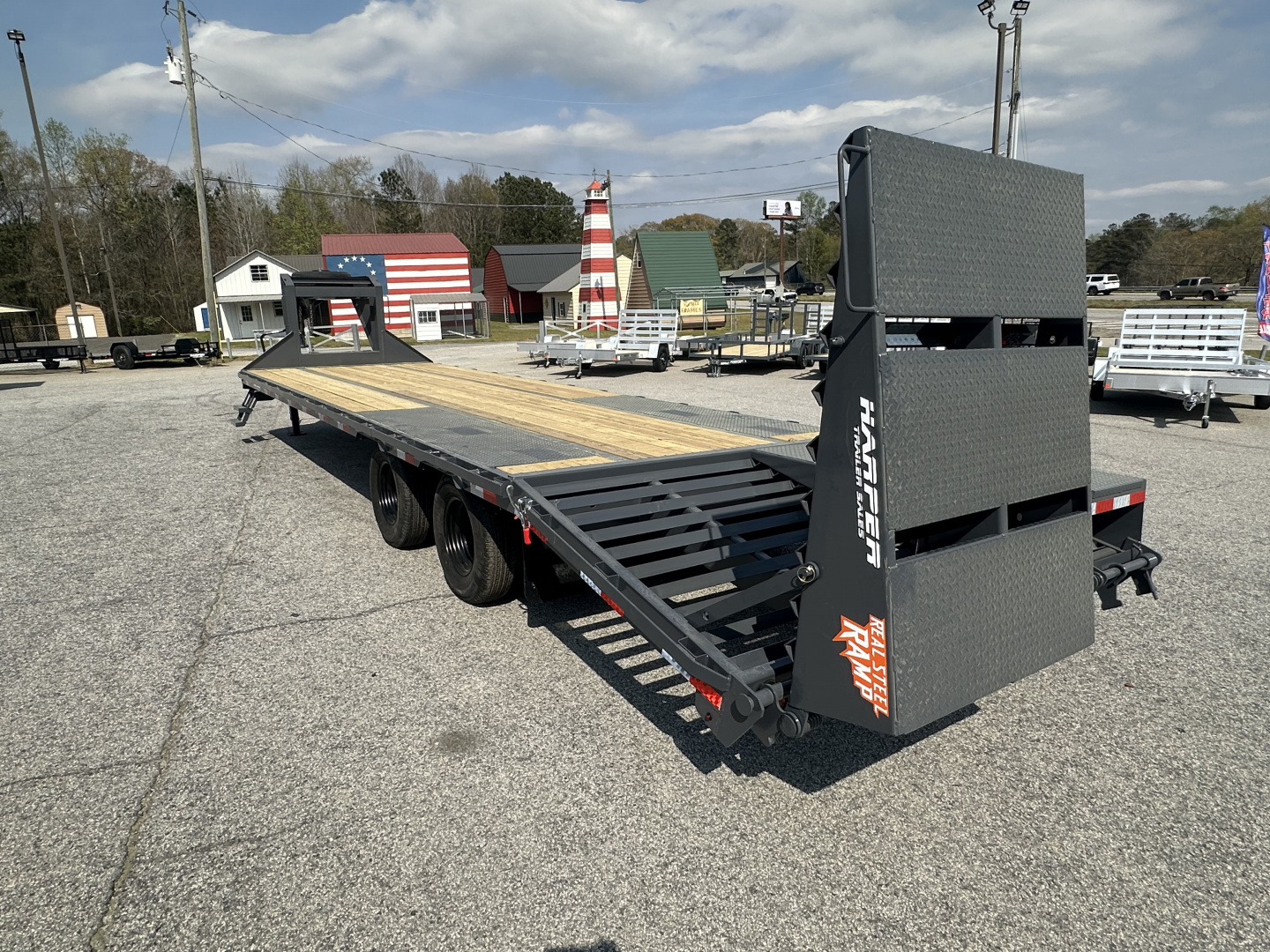 New 2026 DOWN 2 EARTH GOOSENECK 30' 22K DUAL TANDEM EQUIPMENT HAULER