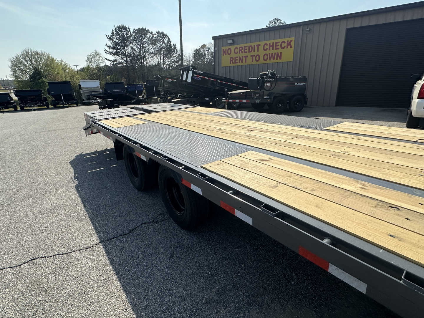 New 2026 DOWN 2 EARTH GOOSENECK 40' 25K DUAL TANDEM EQUIPMENT HAULER WITH WINCH RAIL