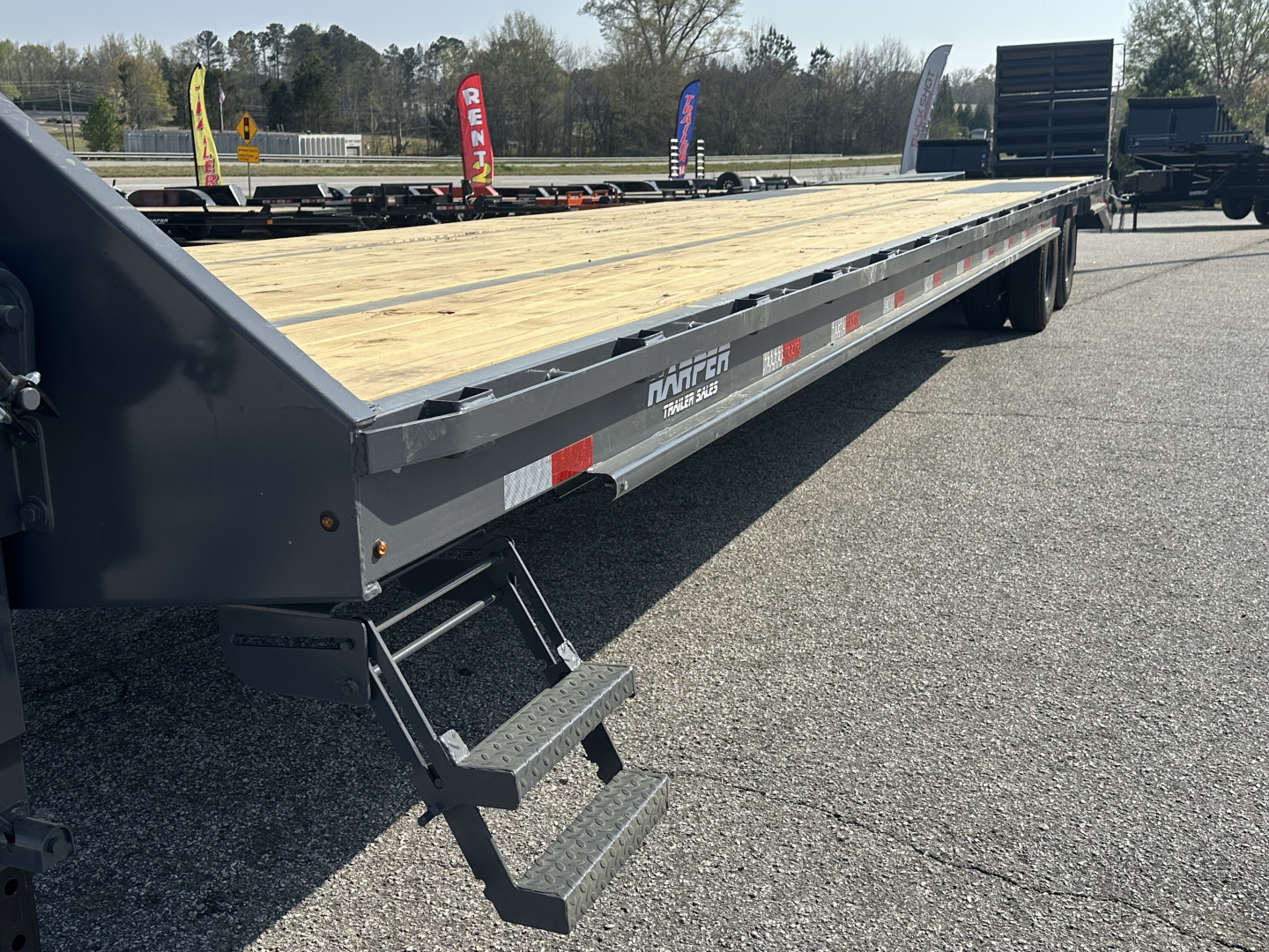 New 2026 DOWN 2 EARTH GOOSENECK 40' 25K DUAL TANDEM EQUIPMENT HAULER WITH WINCH RAIL