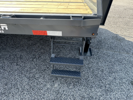 New 2026 DOWN 2 EARTH GOOSENECK 40' 25K DUAL TANDEM EQUIPMENT HAULER WITH WINCH RAIL