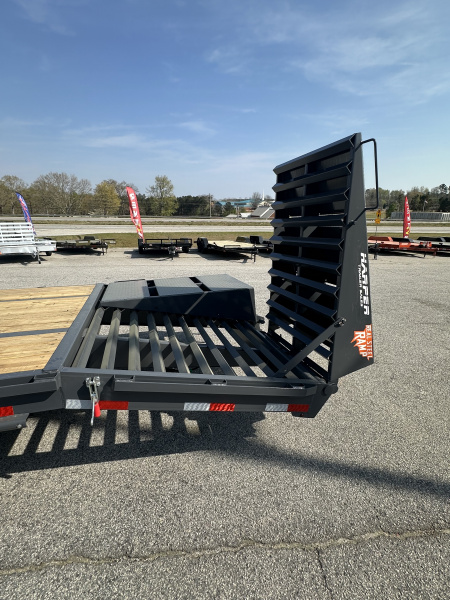 New 2026 DOWN 2 EARTH GOOSENECK 40' 25K DUAL TANDEM EQUIPMENT HAULER WITH WINCH RAIL