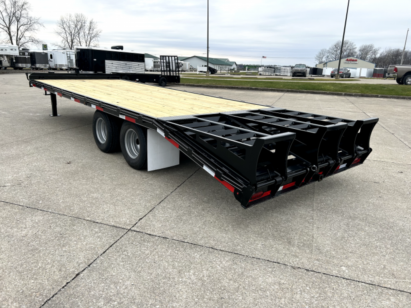 New 2026 Golden Trailers 20+5 Deckover Pintle Hitch Equipment Trailer