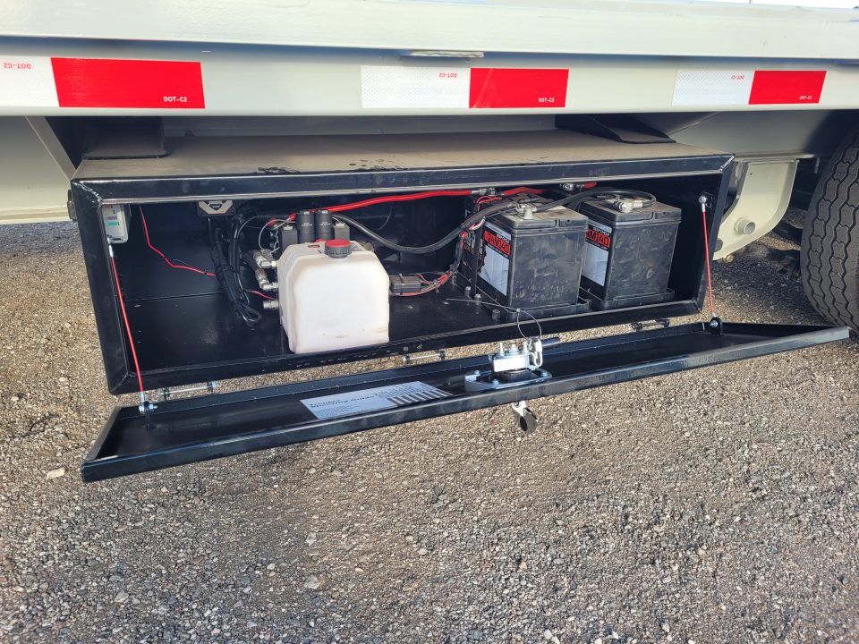 New 2026 Buckshot 102"X36' Gooseneck Hydraulic Dovetail Trailer