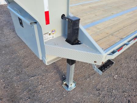 New 2026 Buckshot 102"X36' Gooseneck Hydraulic Dovetail Trailer