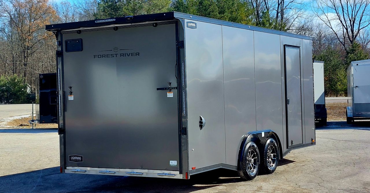 New 7.5 X 29' ENCLOSED SNOMOBILE 24' BOX + 5' V-NOSE 2026 LIGHTNING ALL ALUMINUM