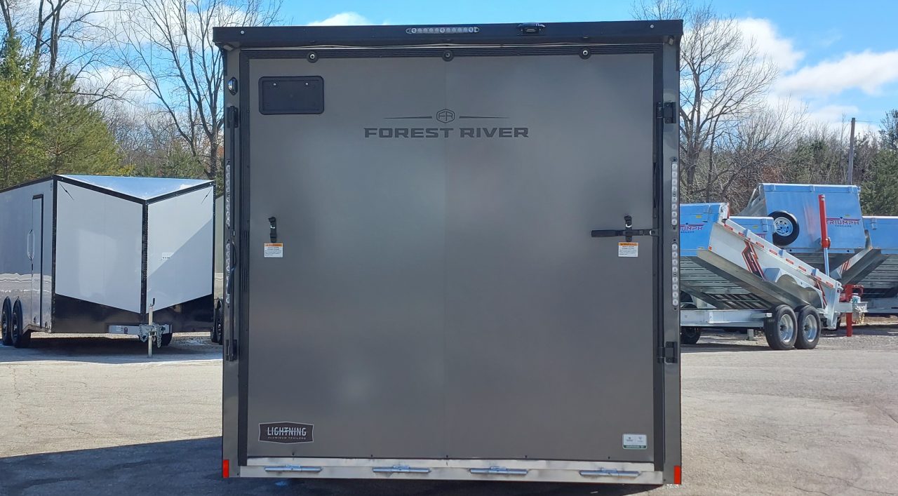 New 7.5 X 29' ENCLOSED SNOMOBILE 24' BOX + 5' V-NOSE 2026 LIGHTNING ALL ALUMINUM