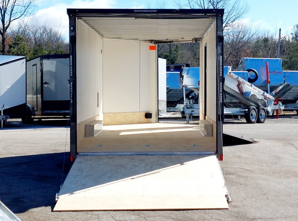 New 7.5 X 29' ENCLOSED SNOMOBILE 24' BOX + 5' V-NOSE 2026 LIGHTNING ALL ALUMINUM