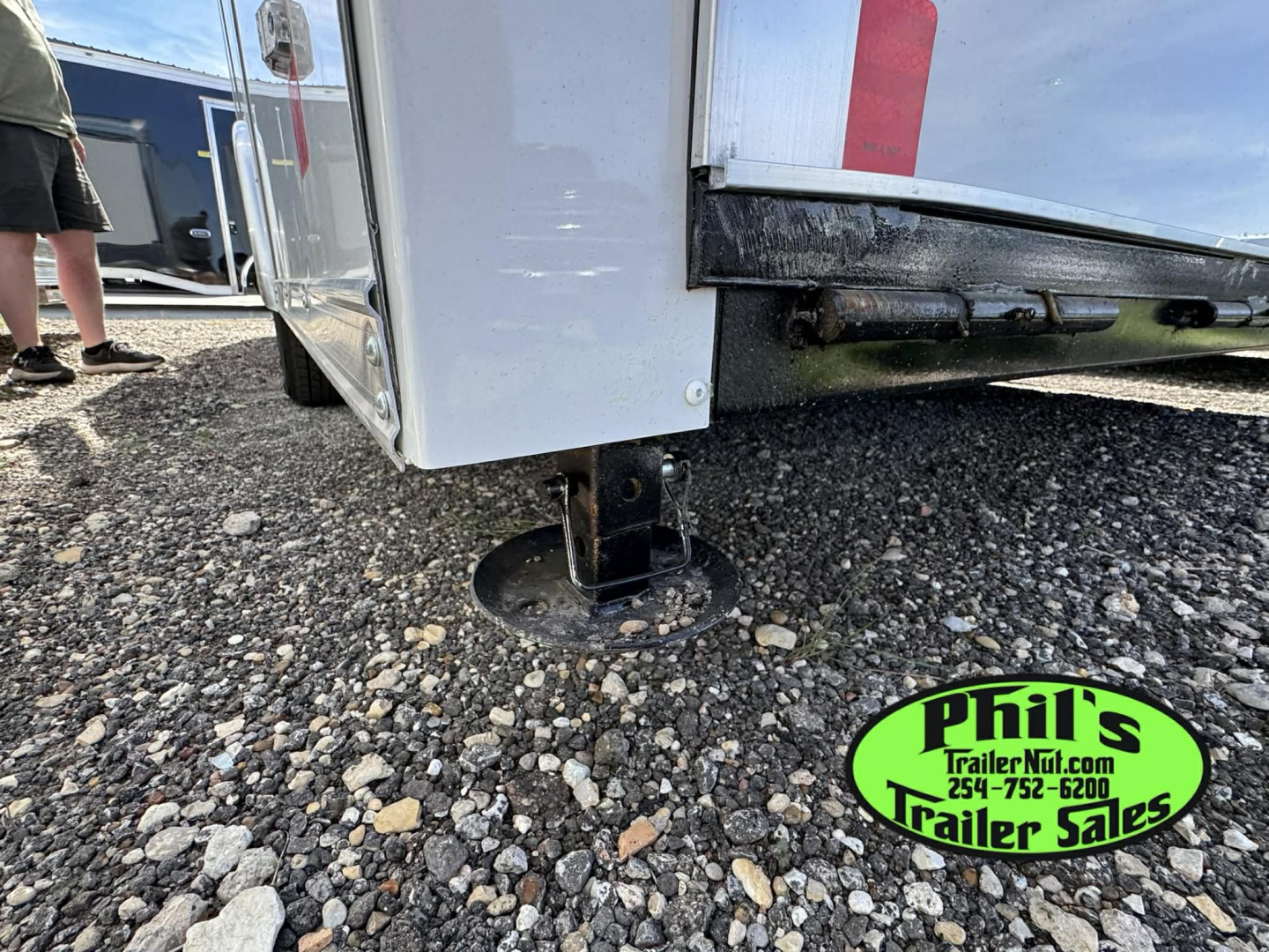 New Continental Cargo NEW 85X16 V-NOSE ELECTRICAL PACKAGE ENCLOSED MOTORCYCLE TRAILER TRAILER CARGO TRAILERS Cargo / Enclosed Trailer