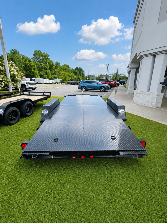 New 2026 CARRY-ON 7K Steel Floor Tandem Axle Car Hauler