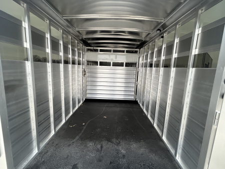 New 2026 Shadow 20' GN Stock Trailer