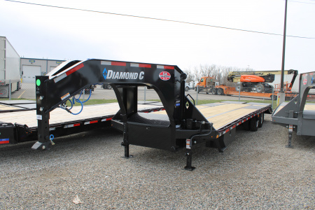 New 2026 Diamond C Trailers 32' MR 25K GVWR STOCK ID 52456 Equipment Trailer