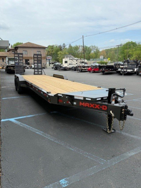 New 2026 MAXX-D EHX8324 Equipment Trailer