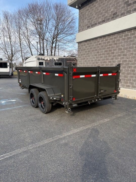 New 2026 MAXX-D DJX8316 Dump Trailer