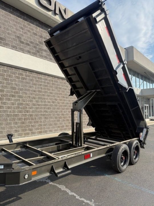 New 2026 MAXX-D DJX8316 Dump Trailer