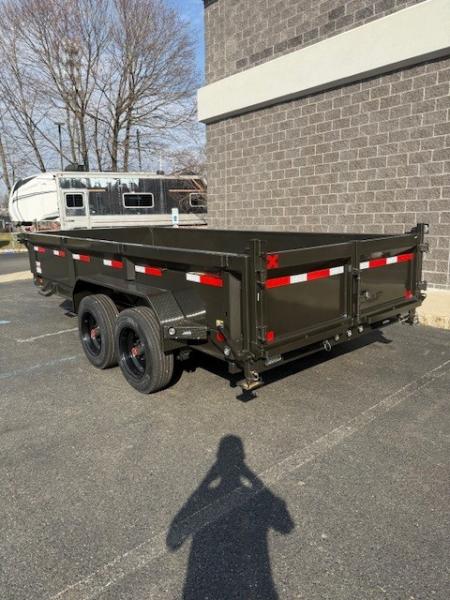 New 2026 MAXX-D DJX8316 Dump Trailer
